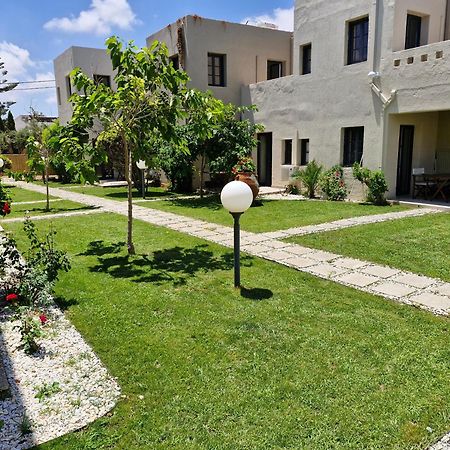 Creteco Hotel & Suites Gournes Gouvon Ngoại thất bức ảnh