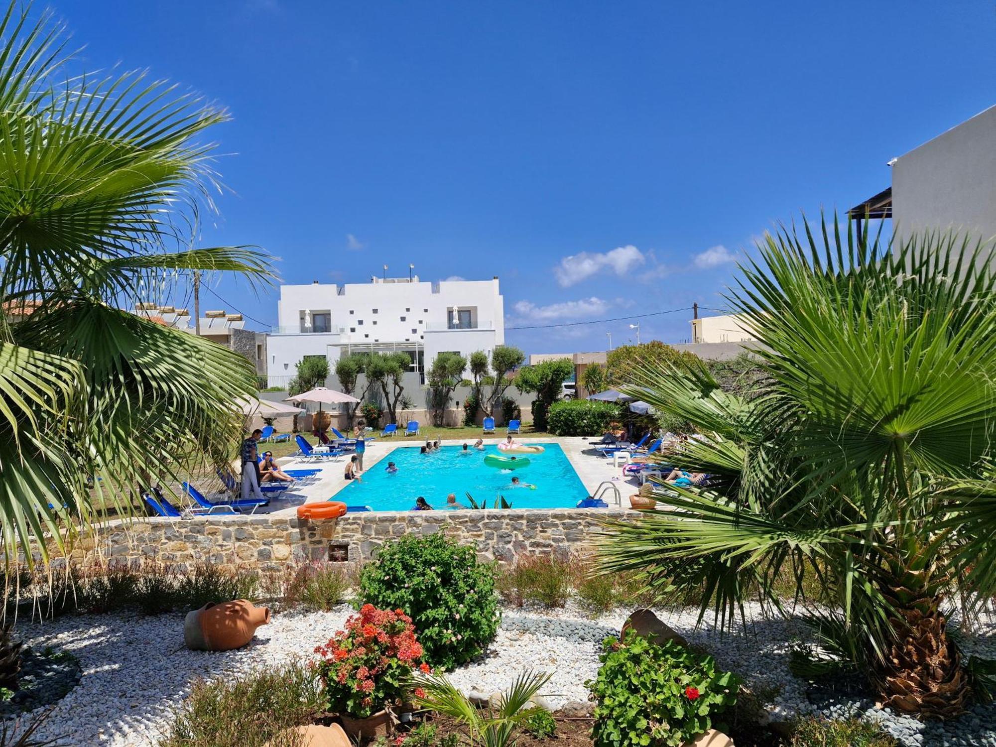 Creteco Hotel & Suites Gournes Gouvon Ngoại thất bức ảnh