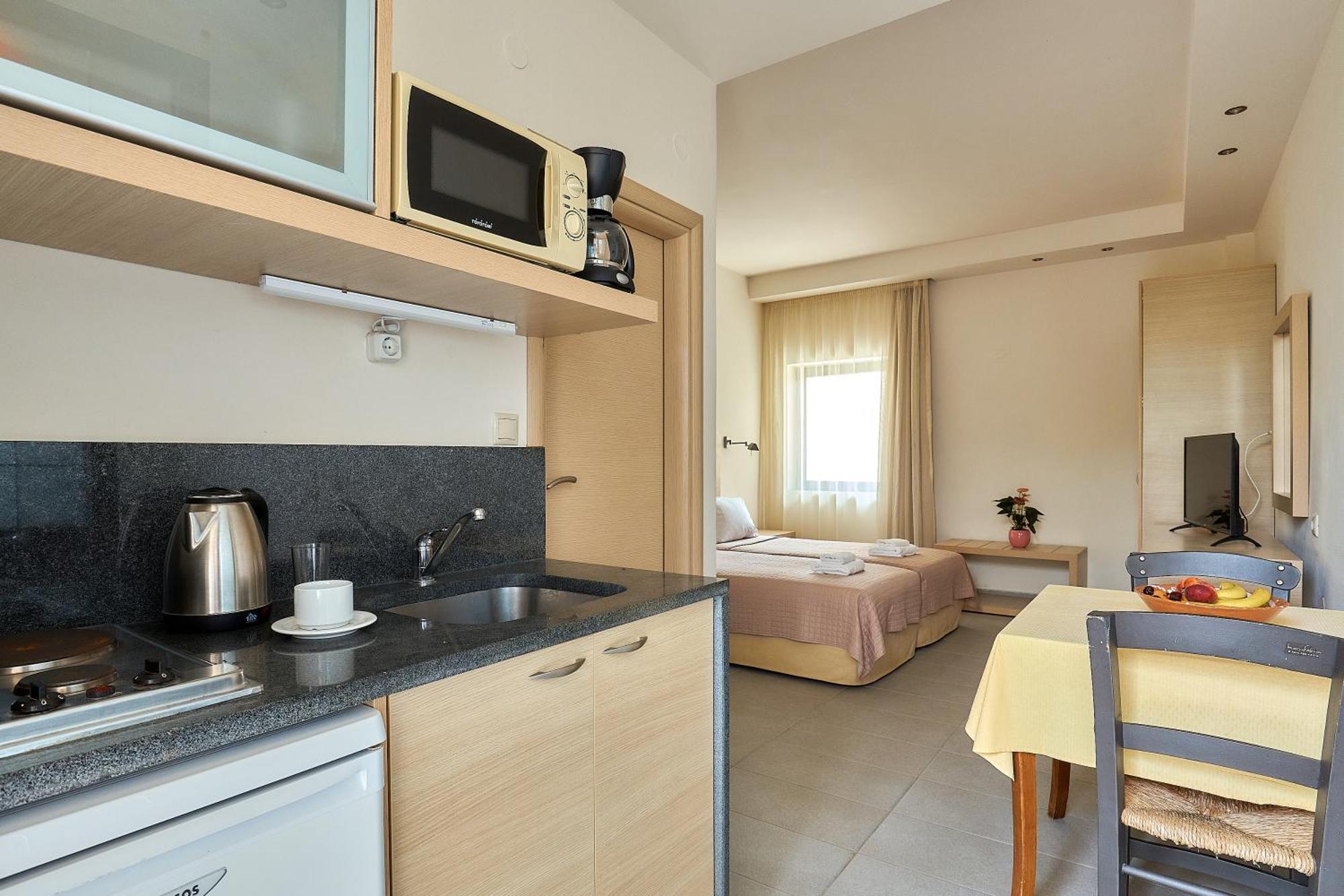 Creteco Hotel & Suites Gournes Gouvon Ngoại thất bức ảnh