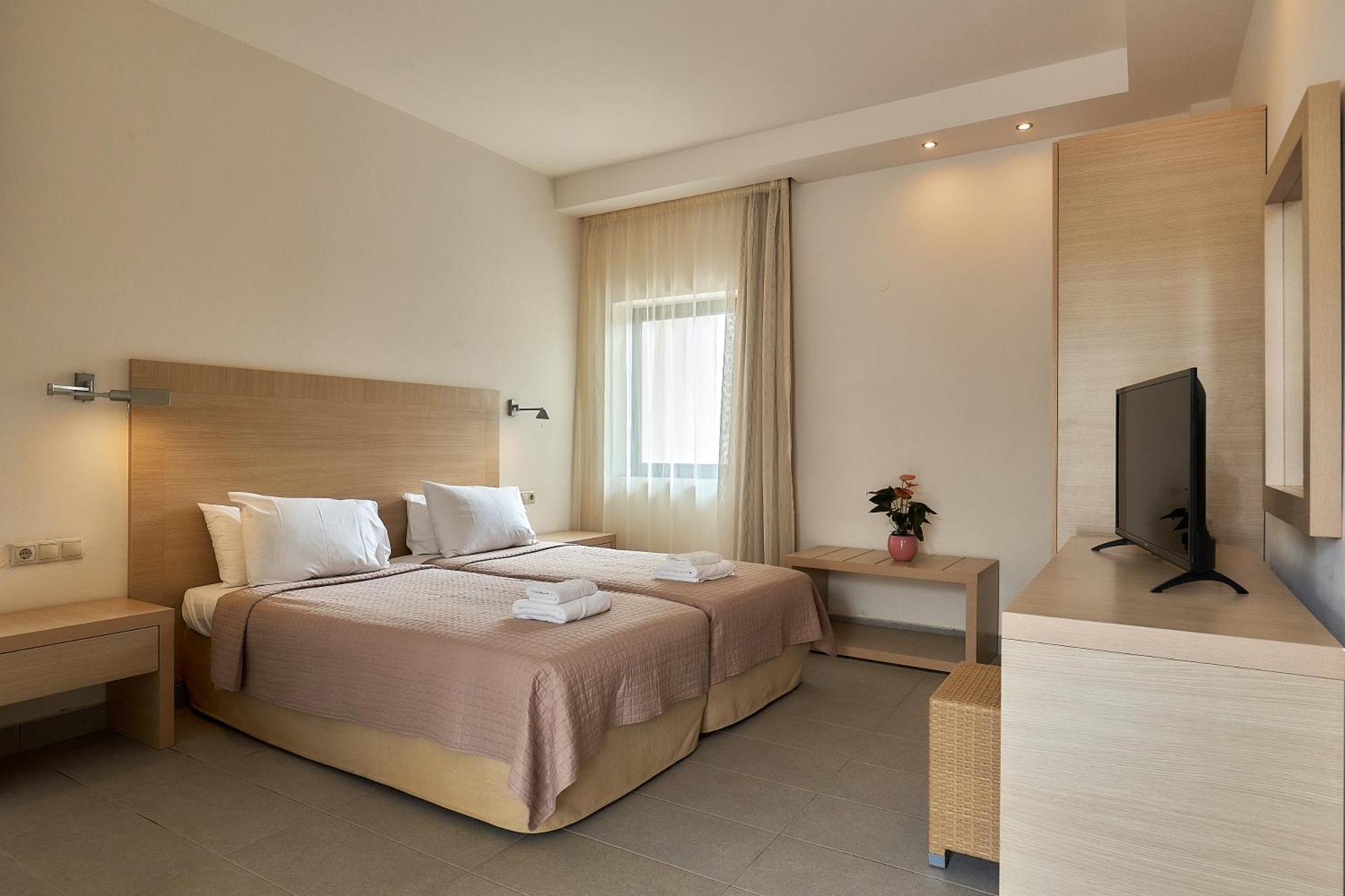 Creteco Hotel & Suites Gournes Gouvon Ngoại thất bức ảnh