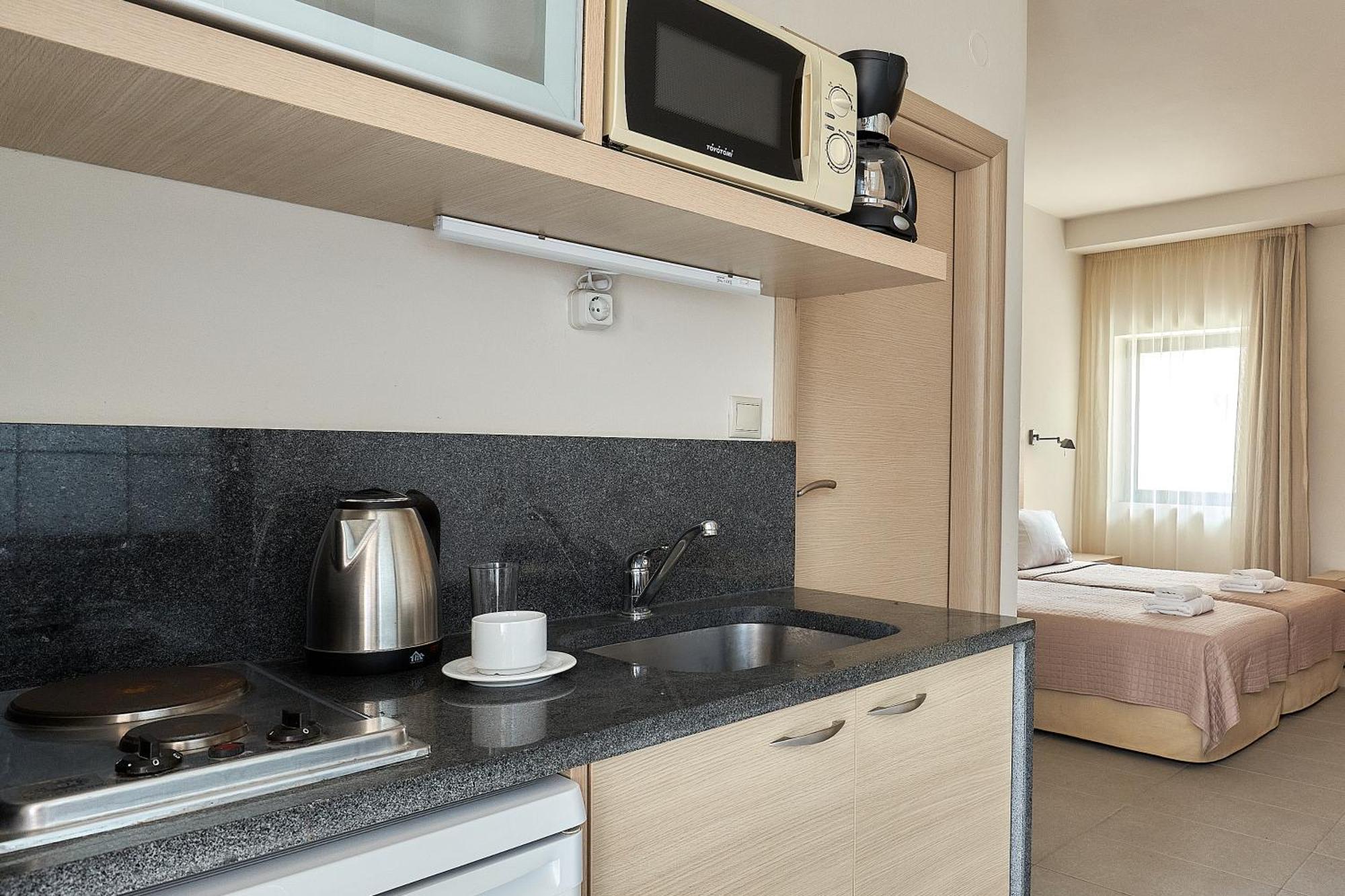 Creteco Hotel & Suites Gournes Gouvon Ngoại thất bức ảnh